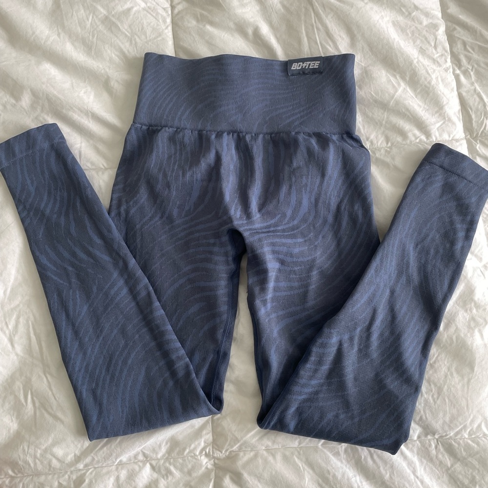 Bo + Tee leggings